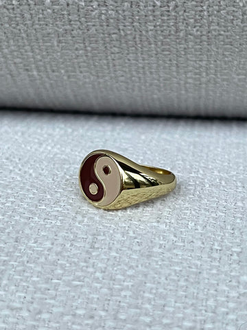 Yin Yang Ring